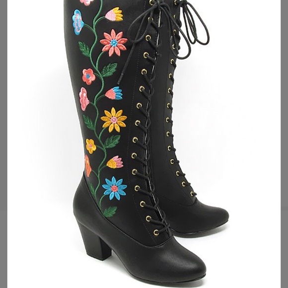 b.a.i.t boots - Picture 1 of 3